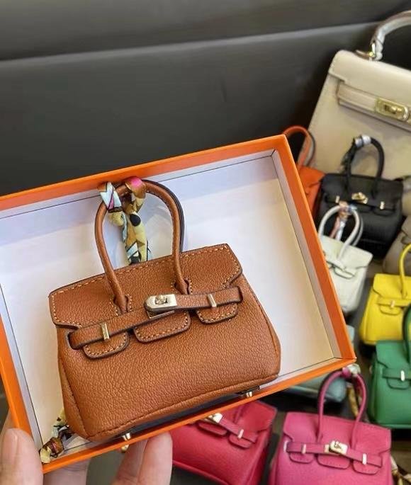 Hermes Key chain or bag charm - Image 8 of 12